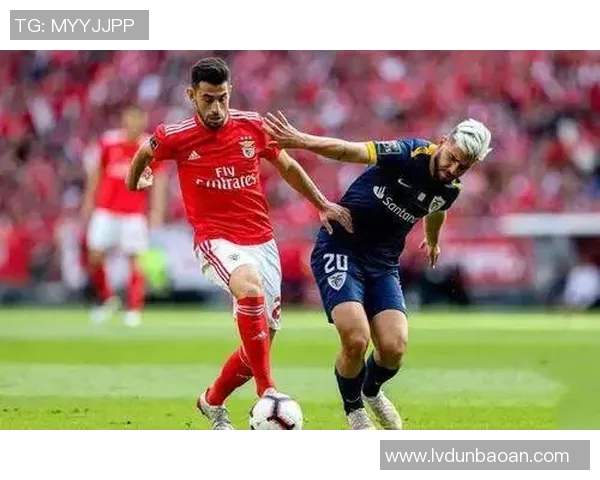 广州足球队进攻表现分析与防守漏洞探讨