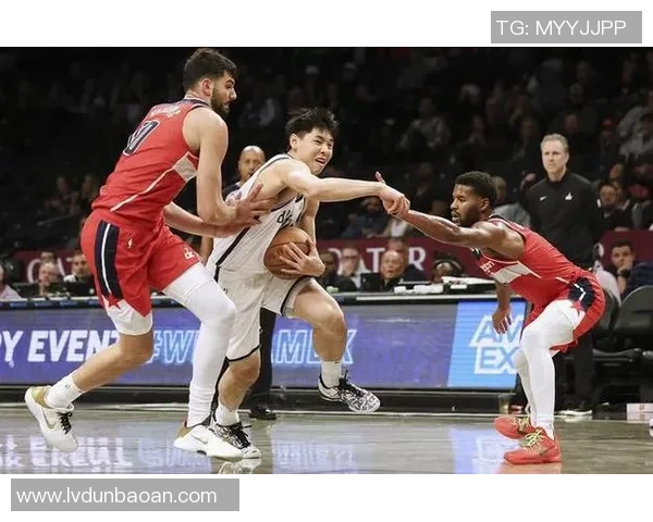 火箭队对阵雷霆精彩直播全程回顾与赛后分析