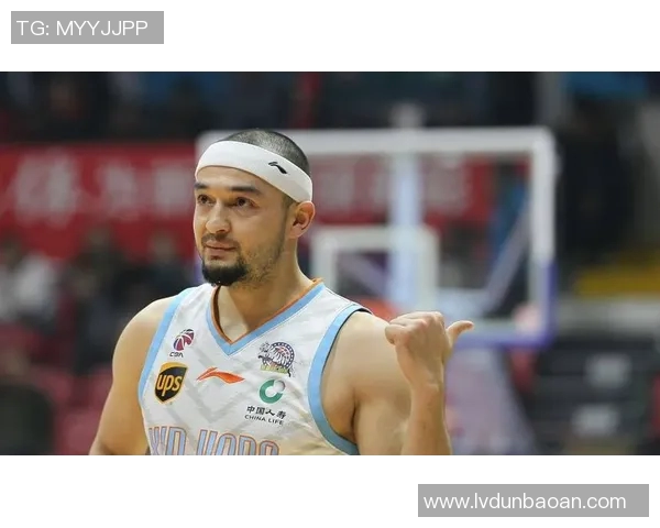 西热力江的篮球之路与民族团结的深厚情感交织探讨