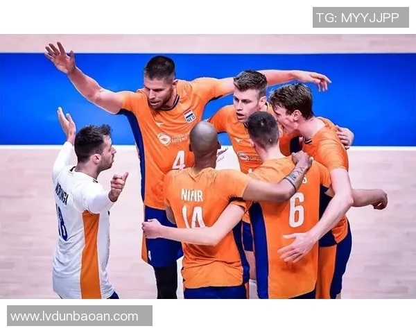 闫西波与杨建平的激烈对决谁将赢得最终胜利的悬念揭晓